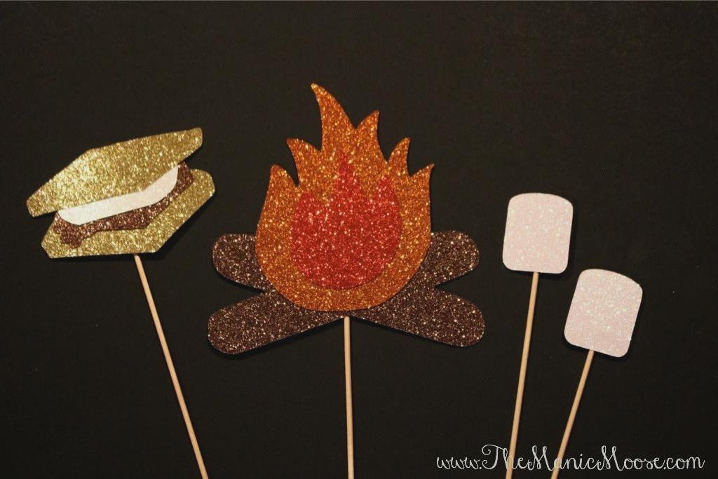 Glitter Campfire & S'mores Photo Booth Props - Party Decorations