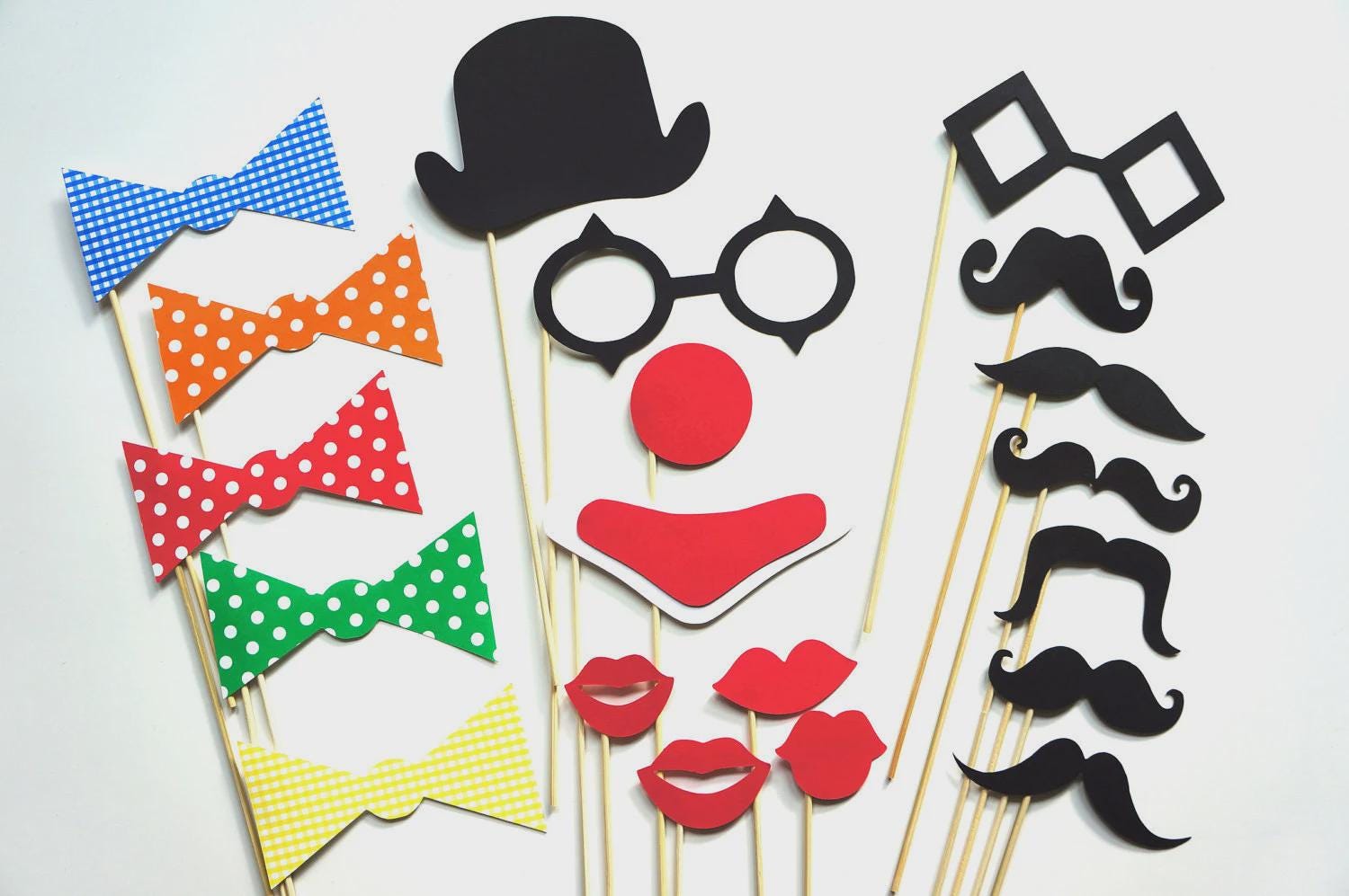 Circus Photo Booth Props - 20 Piece Party Set